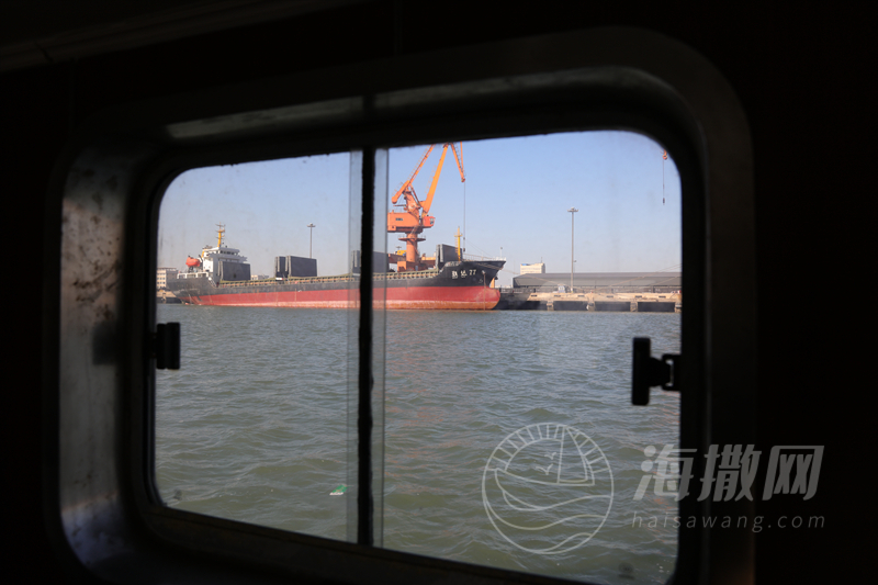海撒船上的窗外 海撒船上的窗外