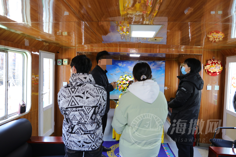 海撒网能举行海葬一对一安葬仪式